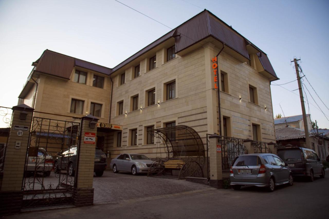 De'Mar Hotel Bishkek Exterior foto